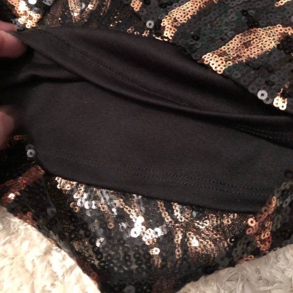 Cable & Gauge Top - Picture 3 of 8